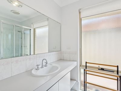 22 Denia Rise, Bennett Springs