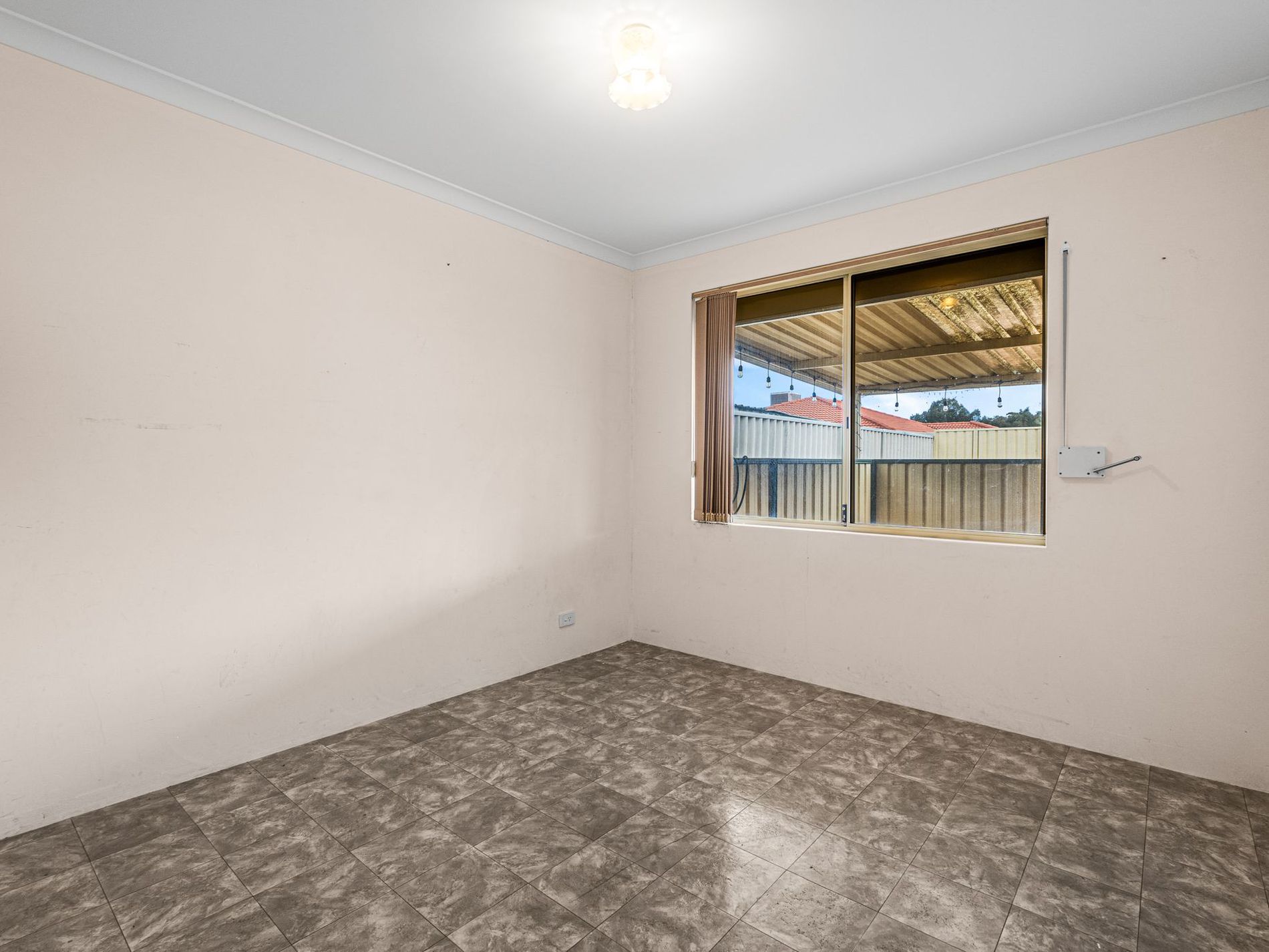 6 Tuscany Place, Caversham