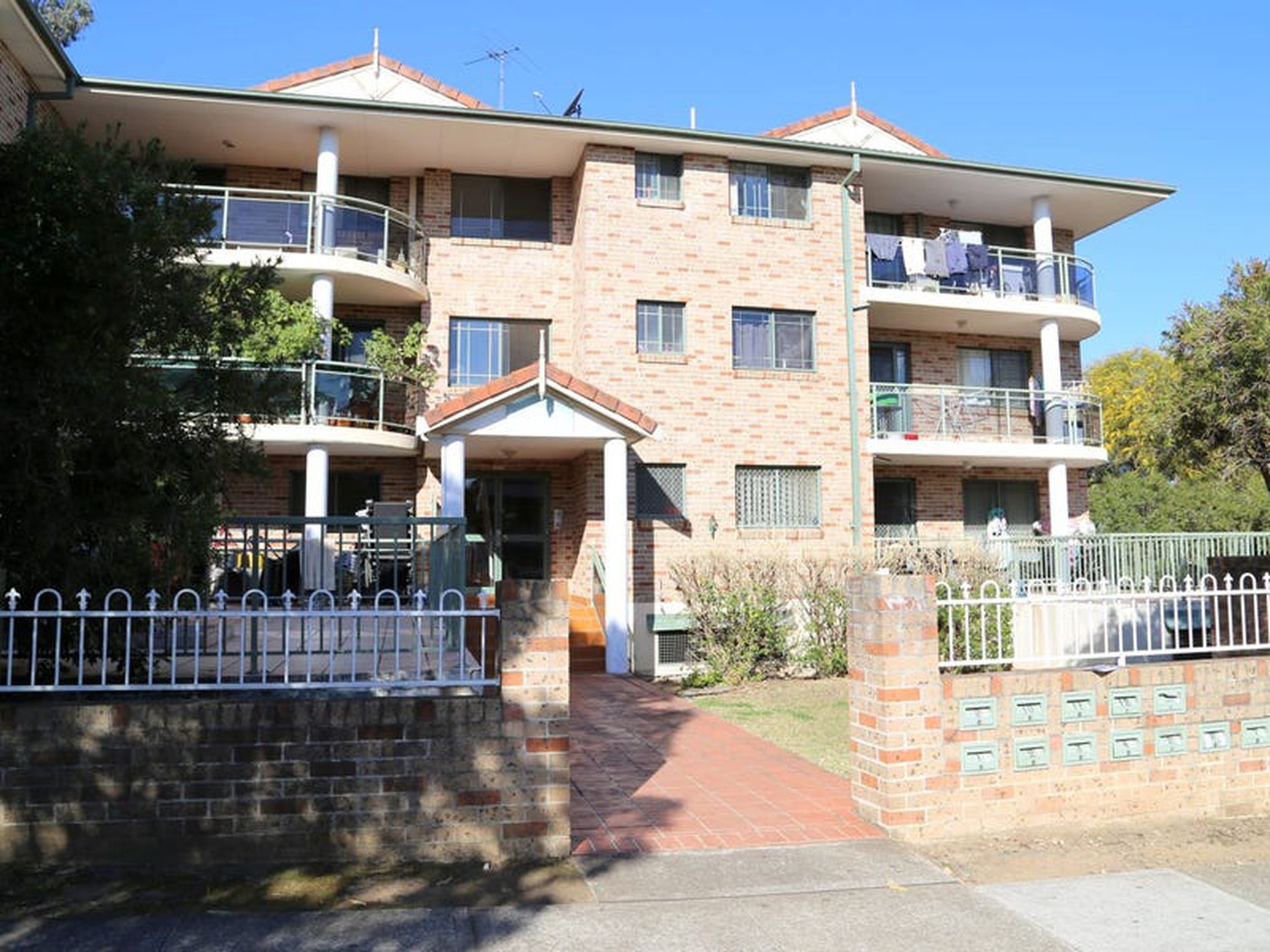 7 / 9-11 Cairds Avenue, Bankstown