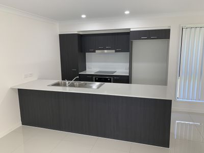 16  Stoneywood Street , Fernvale
