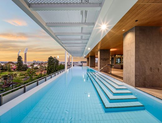 BRAND NEW  APARTMENT | LEVEL 16 | RESORT-STYLE LIVING
