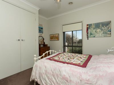 10 Vine Street, Holbrook