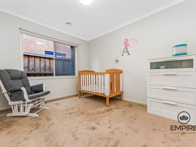 11 Sandymount Drive, Clyde North