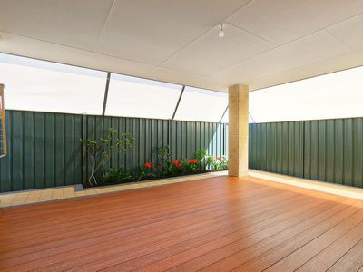12 Graduate Way, Coolbellup