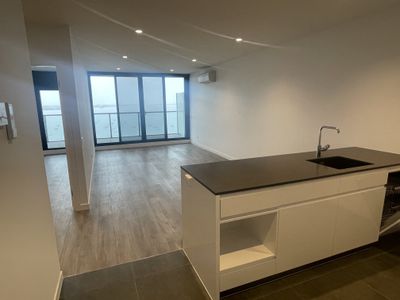 1803 / 18 Cavendish Street, Geelong
