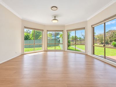 1 Twin Lakes Drive, Lake Haven
