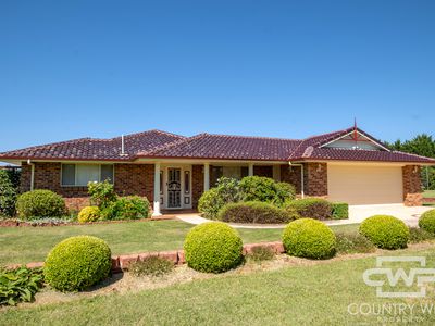 8 Elm Street, Guyra