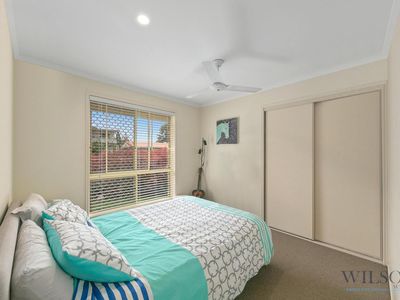 2 / 38 First Ave, Beachmere