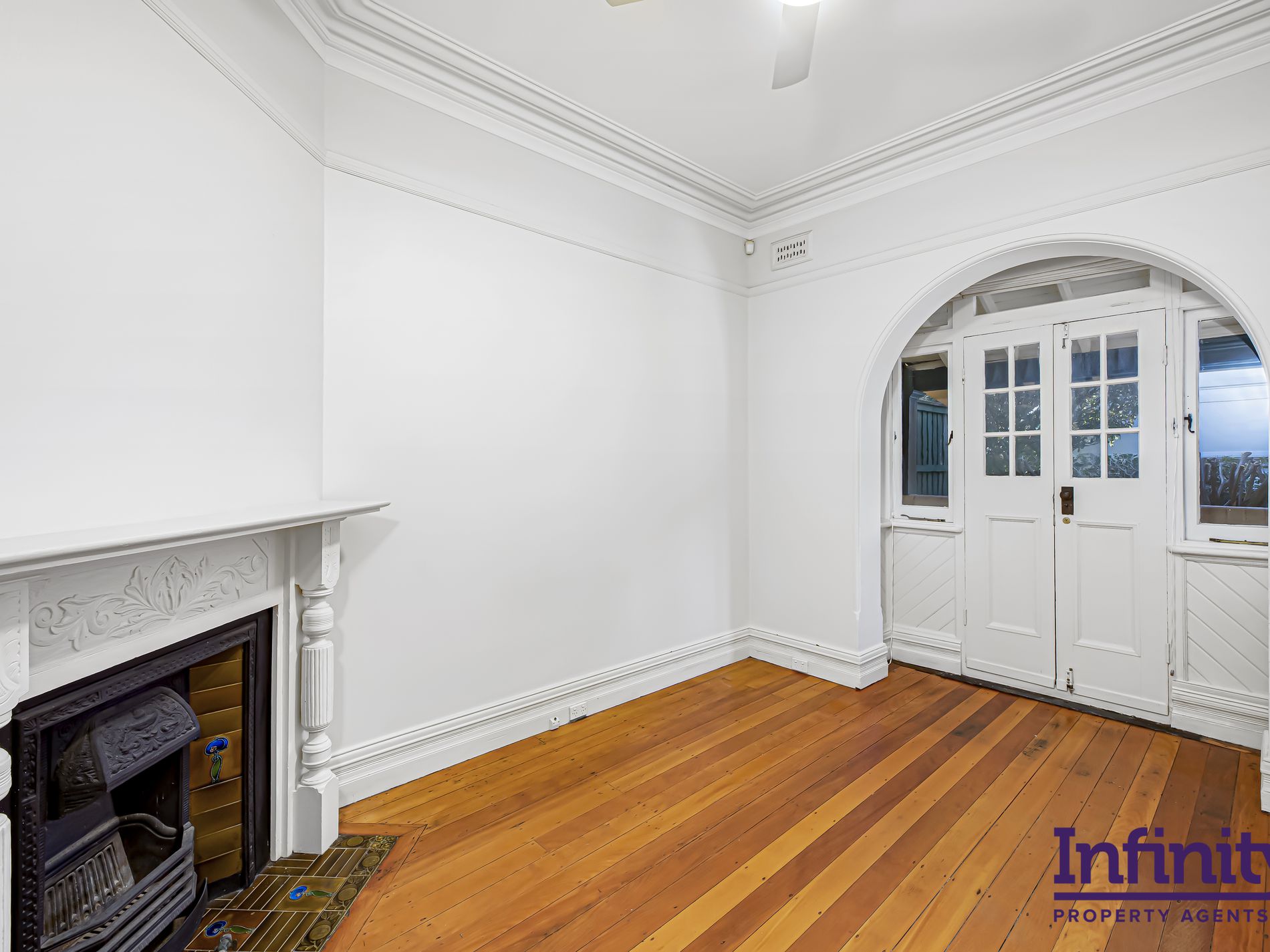 101 Burlington Street, Crows Nest