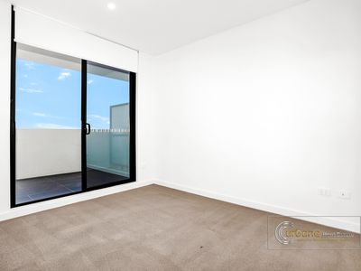 90 / 387 Macquarie Street, Liverpool