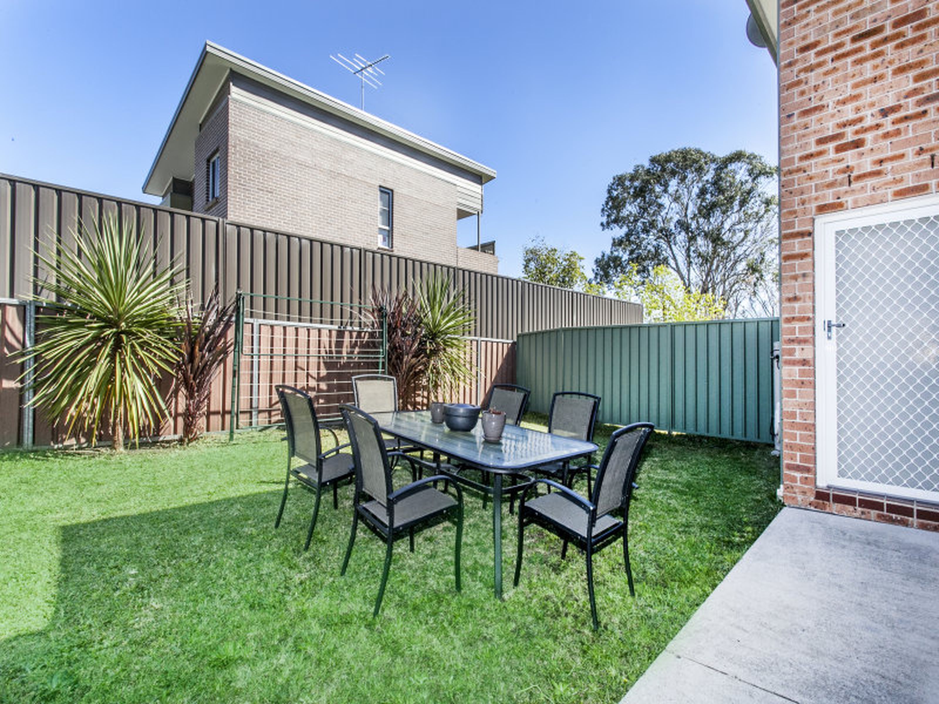 4 / 59 First Street, KINGSWOOD