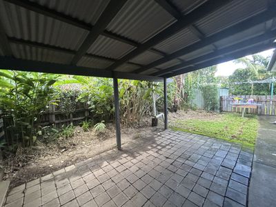 2 / 8 Arovo Street, Trinity Beach