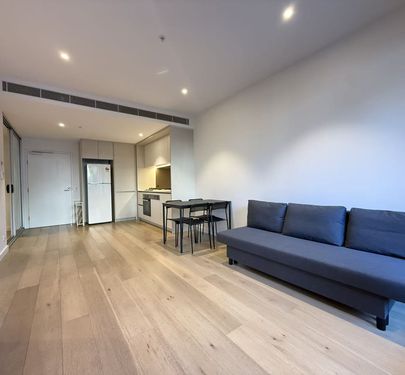 305 / 88 Hay Street, Haymarket