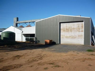 105 Henty Highway, Beulah