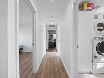 1 / 256 Peel Street West, Summerhill