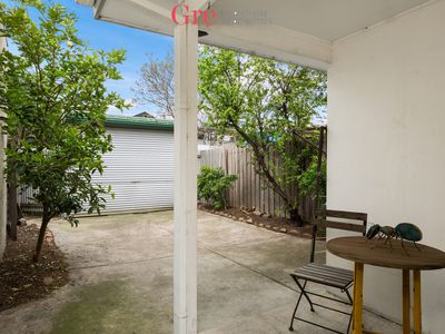 12 Smith Street, Brunswick West