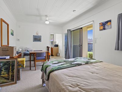 9 Hyland Avenue, Narooma