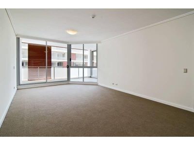 2 Latham Terrace, Newington