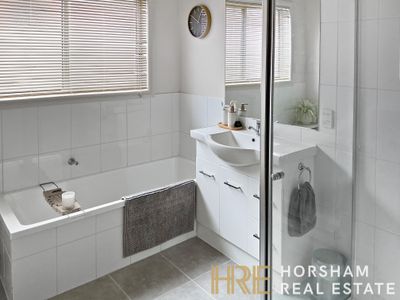 1 / 222 Baillie Street,, Horsham