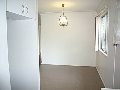 84 Woodlands Drive, Rochedale South