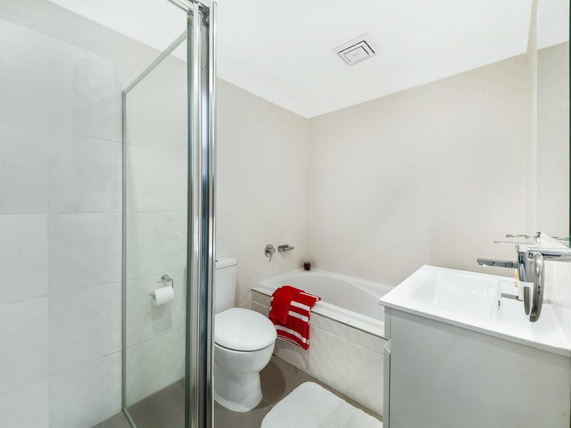 3 / 8-12 Rosebery Road, Guildford