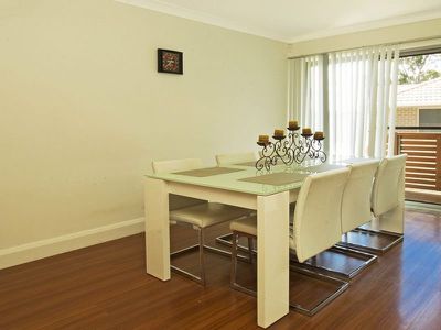 2 / 53 Cabernet Drive, Dapto
