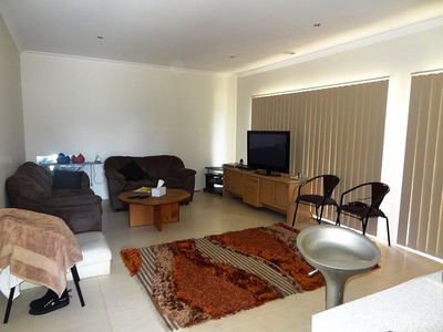 2/5 Berndardt Avenue, Hoppers Crossing