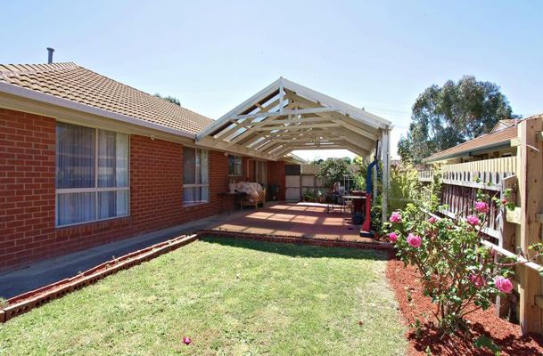 88 Yarcombe Crescent, Craigieburn