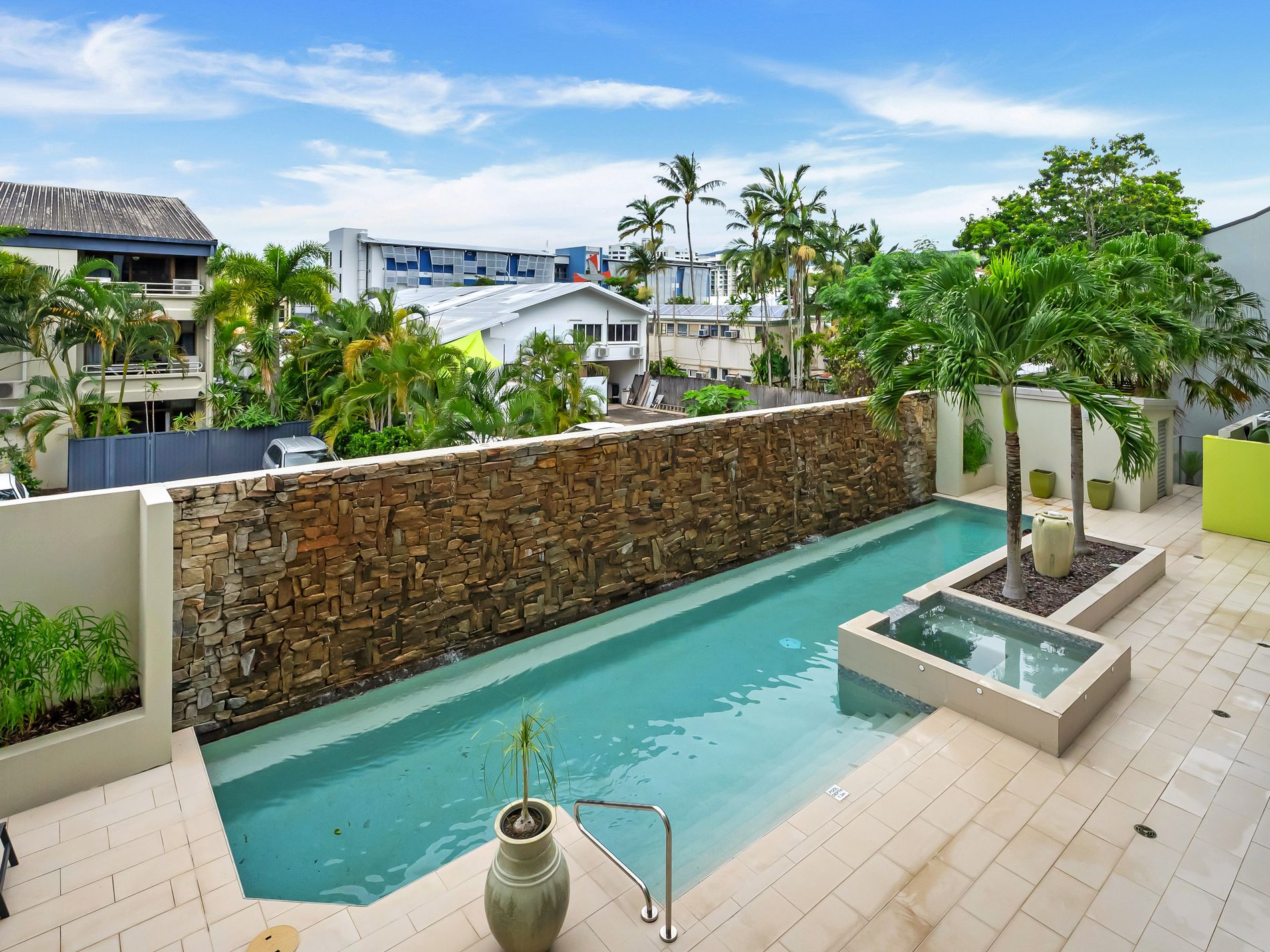 204 / 174-180 Grafton Street, Cairns City