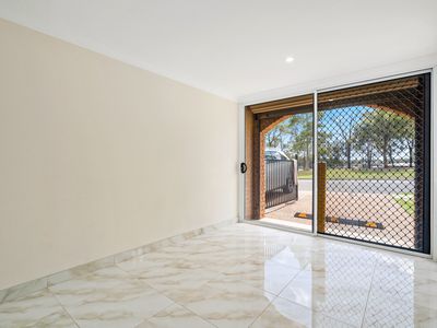 88a Coonawarra Street, Edensor Park