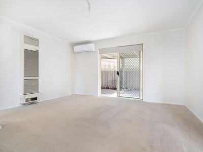 1 / 11 DUNDEE DRIVE, Wodonga