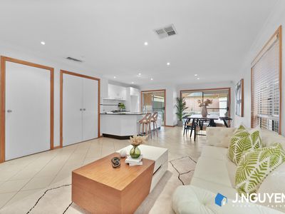 33B Harden Street, Canley Heights