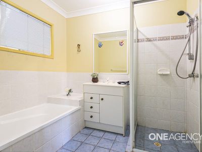 14 Sunbird St, Inala