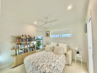 99  / 5 Serenity Drive, Eli Waters
