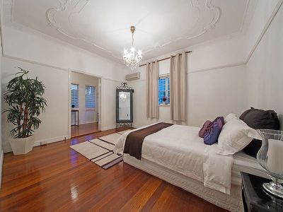 307 Chatsworth Rd, Coorparoo