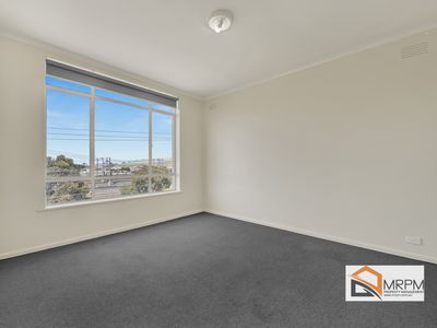 13 / 104 Cross Street, Footscray