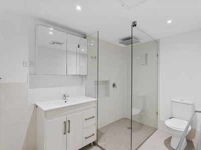 8 William St, Rochedale South