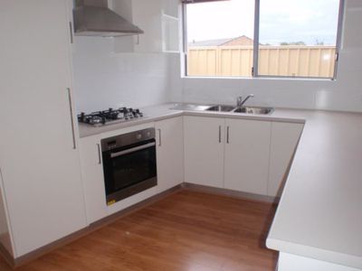 9B Gibb Crescent, Westminster