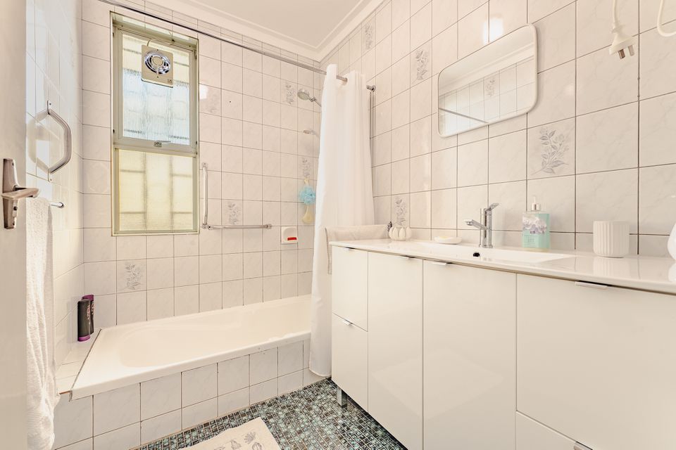 12 Adamson Rd, Parmelia