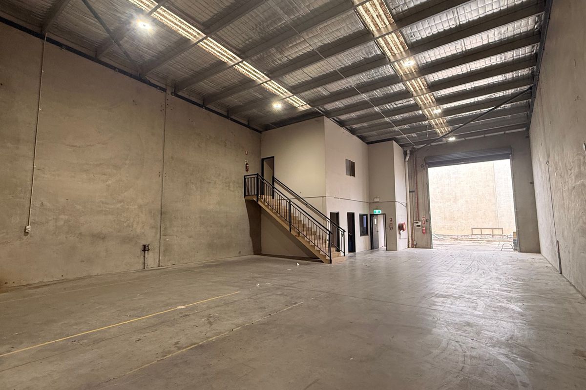 3 / 8 Samantha Place, Smeaton Grange