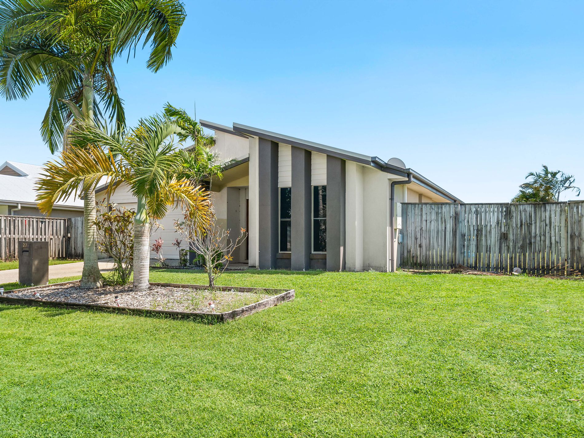 22 Galleon Circuit, Bucasia