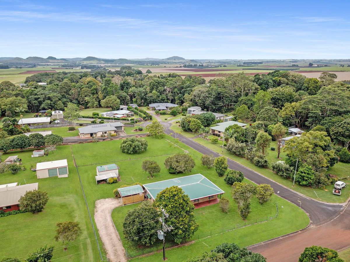 10 Panoramic Drive, Atherton