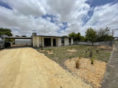 20 Railway Terrace West, Tantanoola