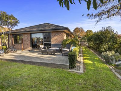 6 Charlotte Lane, Brightwater