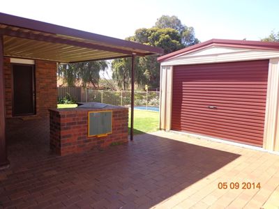 4 Ingrid Place, Dubbo