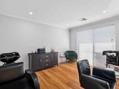 61 Onyx Road, Mount Richon