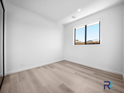 16 Whippet St, Tarneit