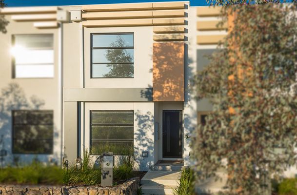 4 Lemnos Walk, Greenvale