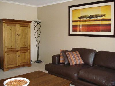 4 Carvie St, Shellharbour
