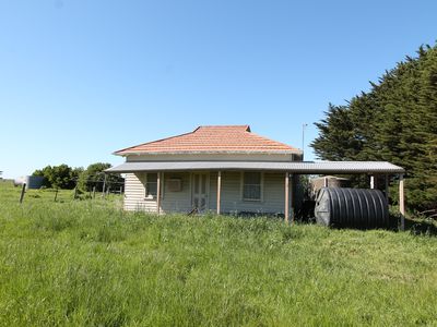 Patons Lane, Woodford